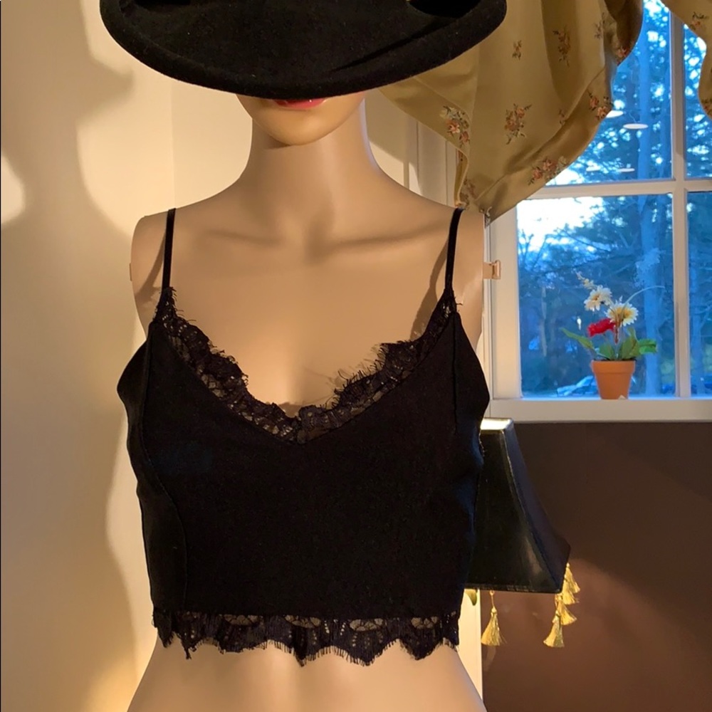 Zip up strappy beauty!